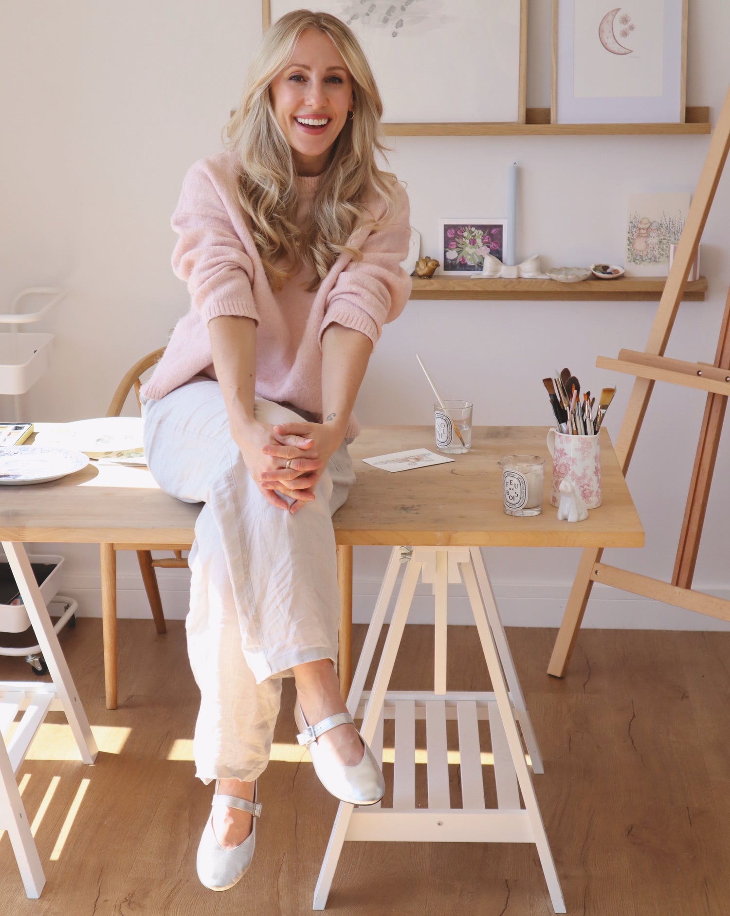 Sian Alexia Paine from Sian Alexia Illustration in her art studio
